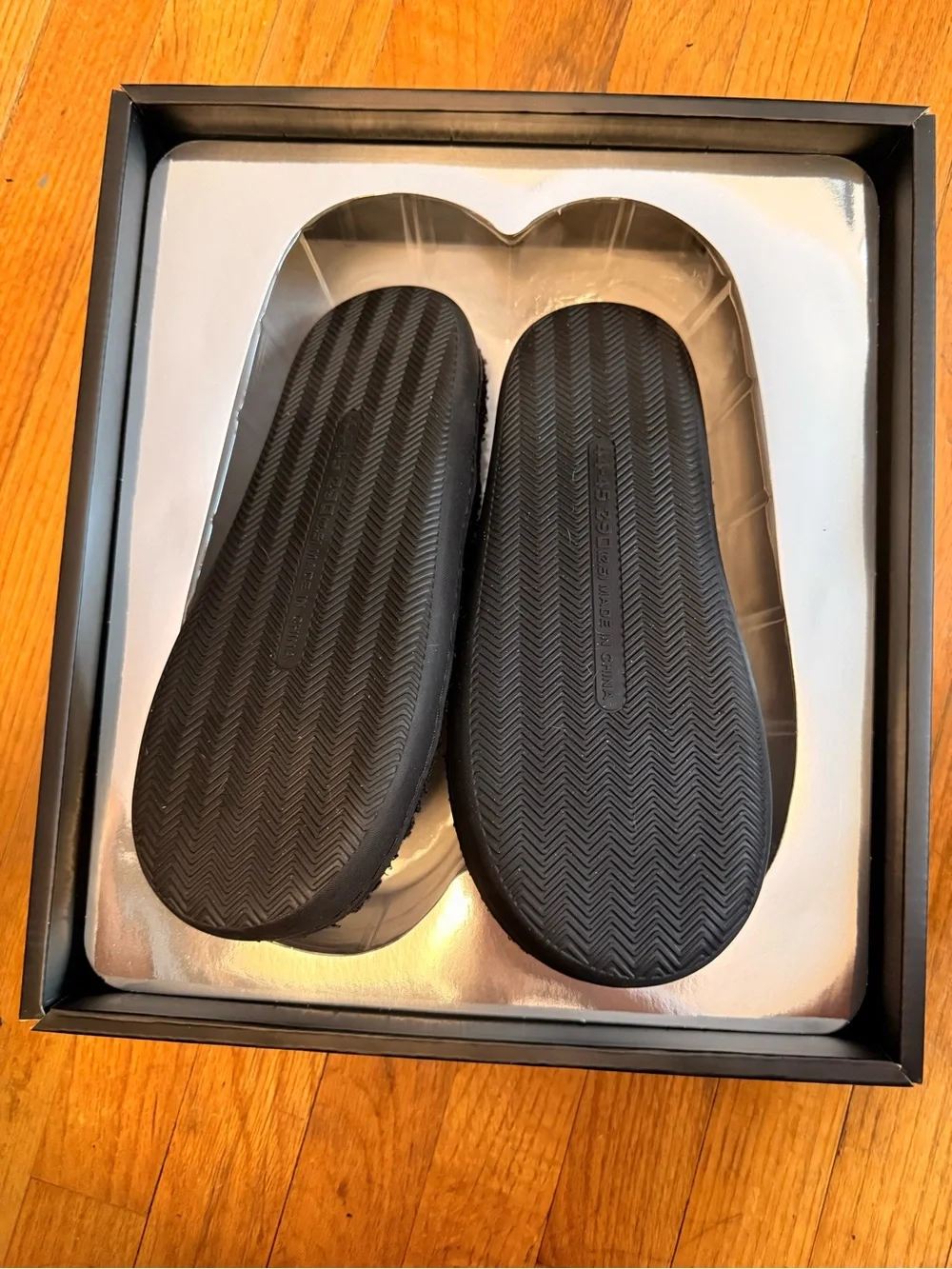 Black Men's Slip-On Loafers with Red Car Embroidery
